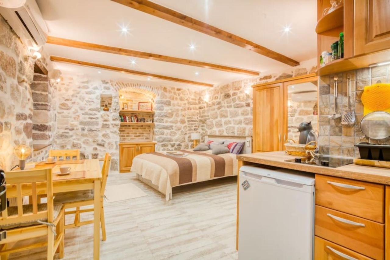 Bagus - Cozy Boutique Old Town With Seaview Terrace Kotor